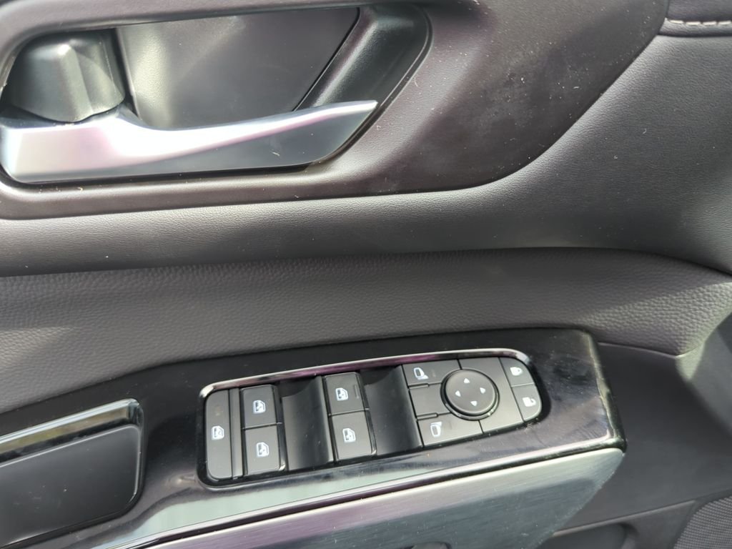 New 2026 Baltic Teal Pearl Nissan SL image 9