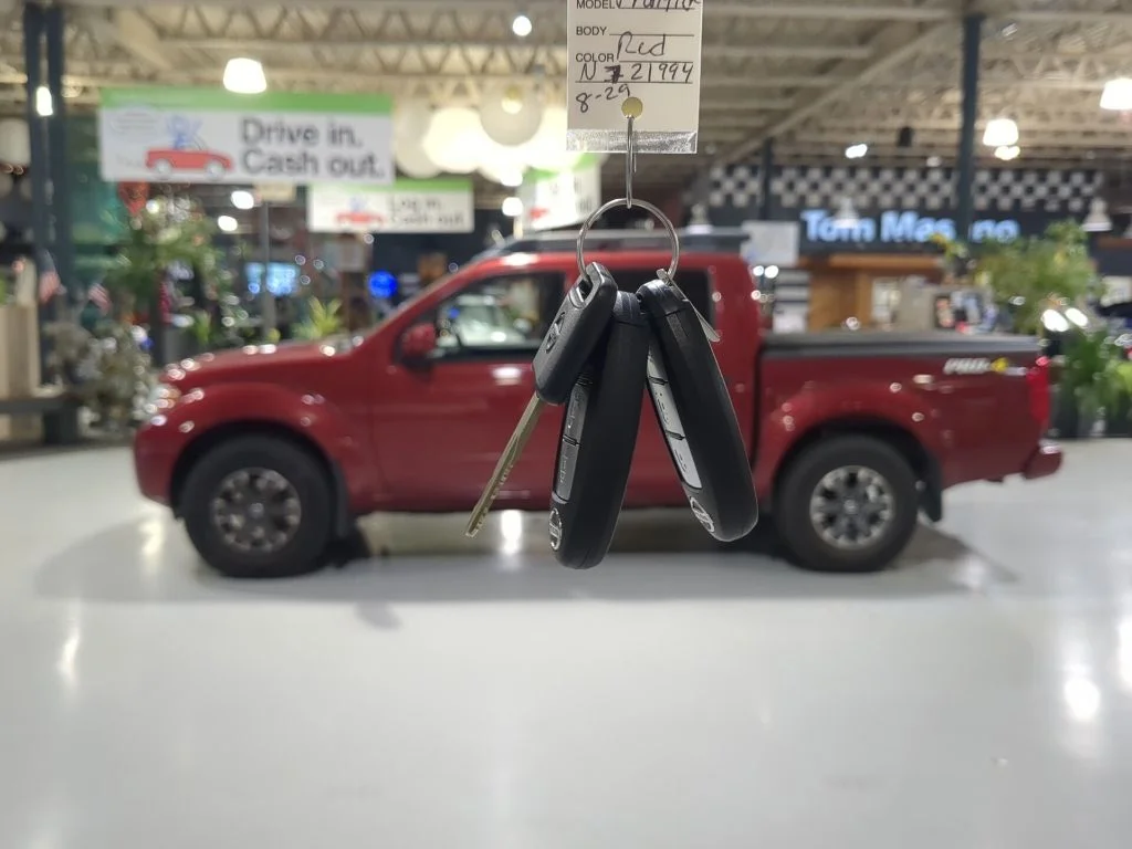 Used 2020 Red Nissan PRO-4X image 4