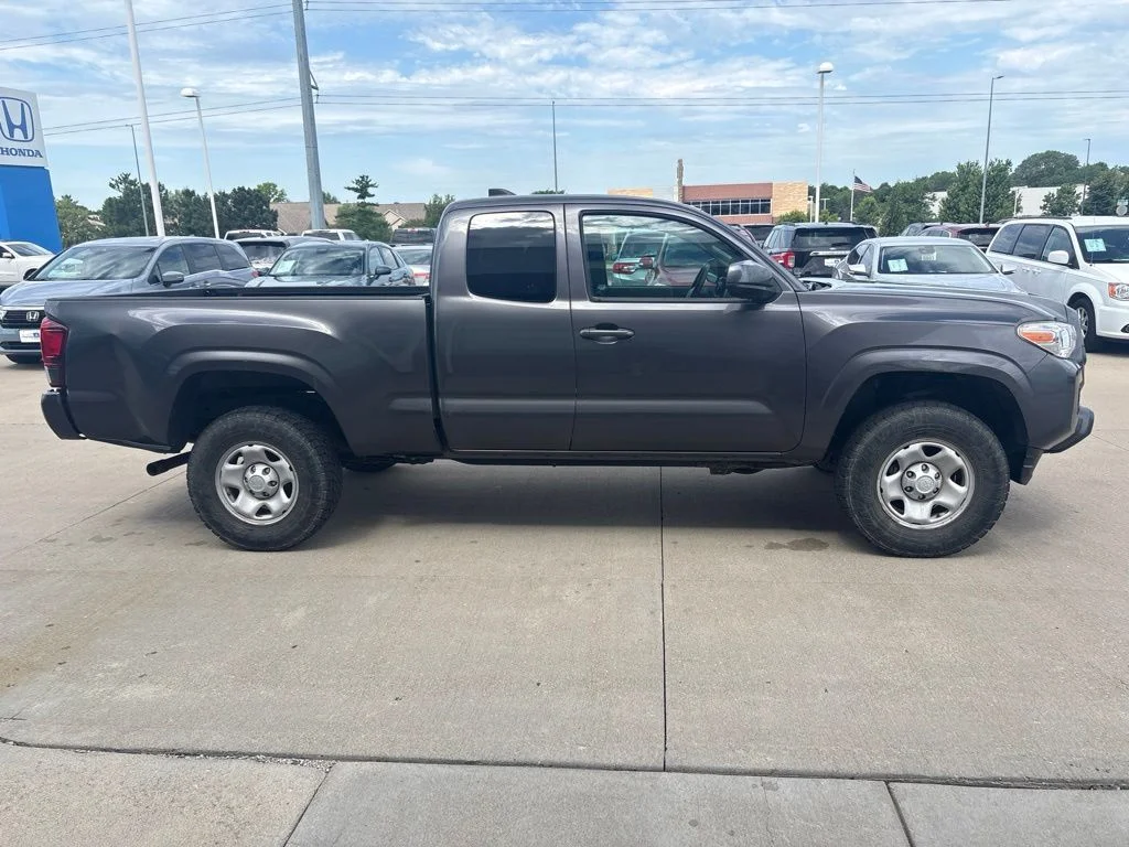 Used 2020 Gray Toyota SR image 4