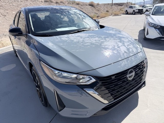 2025 Nissan Sentra SR photo 3