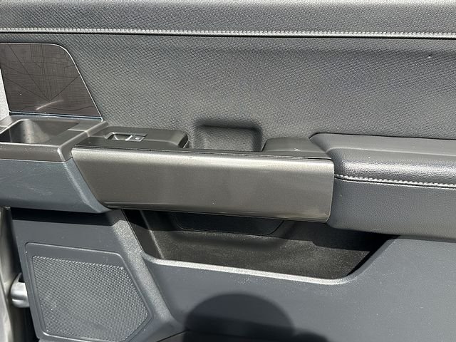 Used 2023 Silver Ford XLT image 14