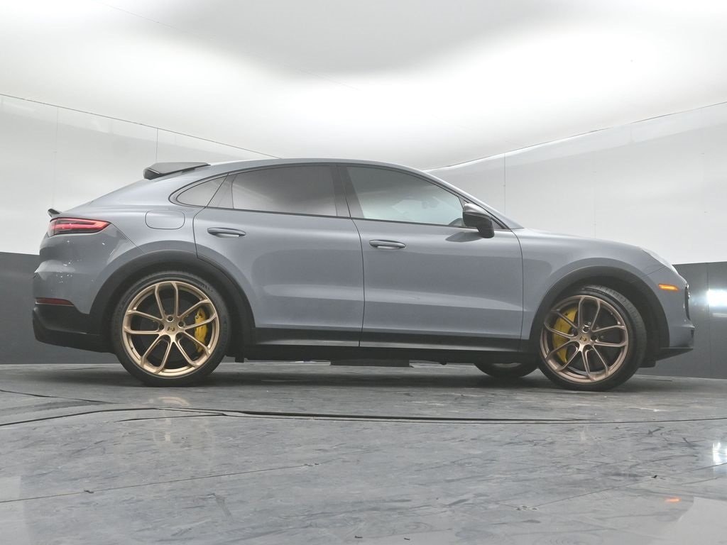 2022 PORSCHE CAYENNE - Image 35