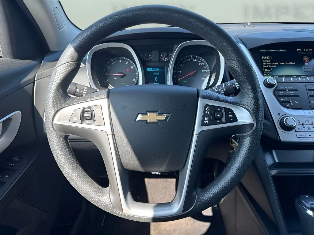 Used 2016 Gold Chevrolet LT image 13