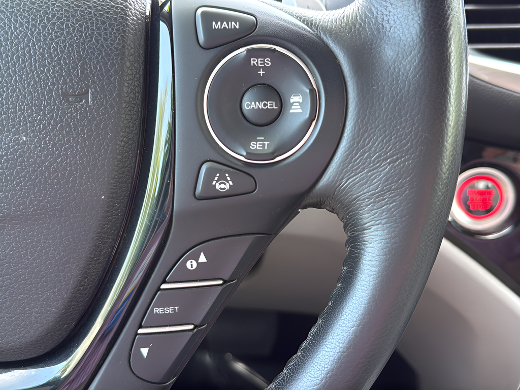 Used 2020  Honda RTL-E image 18