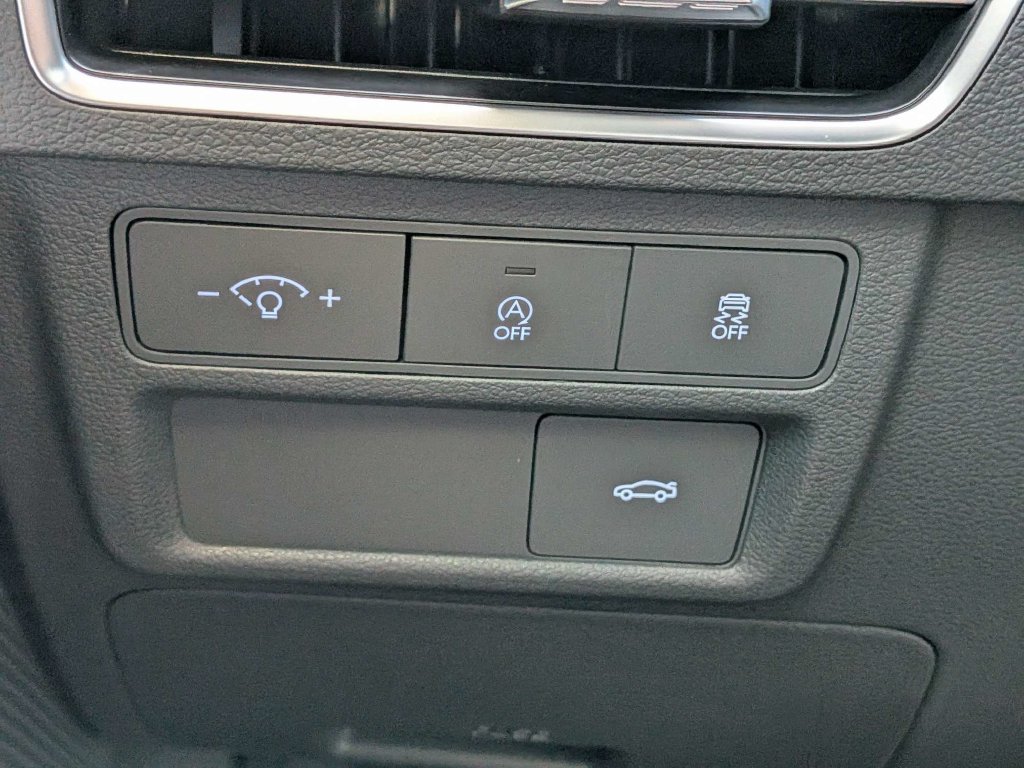Certified Used 2026 Gray Hyundai SE image 29