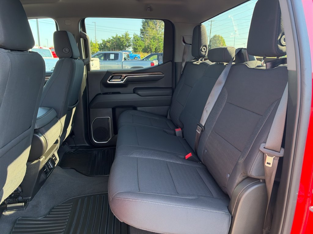 Used 2024 Red Chevrolet LT image 17