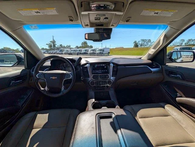 Used 2019 SUMMIT WHITE Chevrolet LT image 12