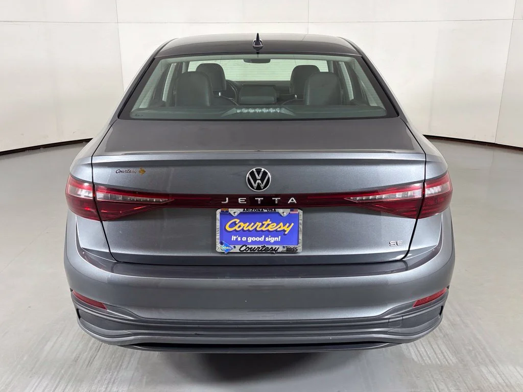 Used 2025 Gray Volkswagen 1.5T SE image 7