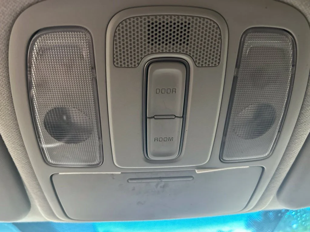 Used 2014 Green Kia Plus image 44