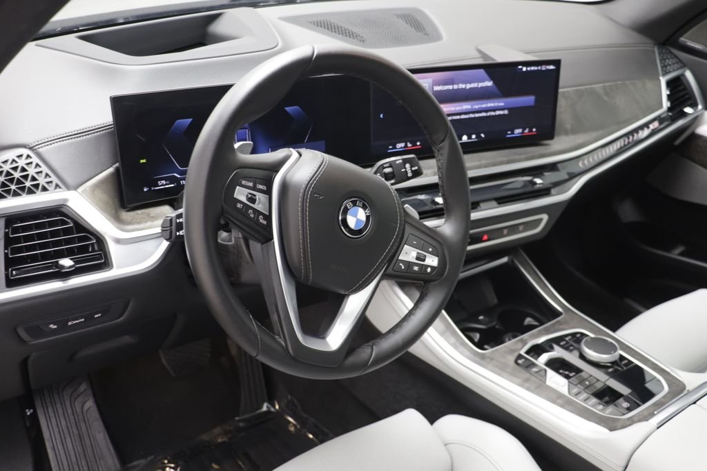 Certified Used 2026 Black Sapphire Metallic BMW xDrive40i image 6