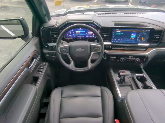 Used 2025 Gray Chevrolet RST image 19