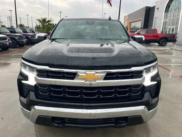 Used 2026 Black Chevrolet LT image 3