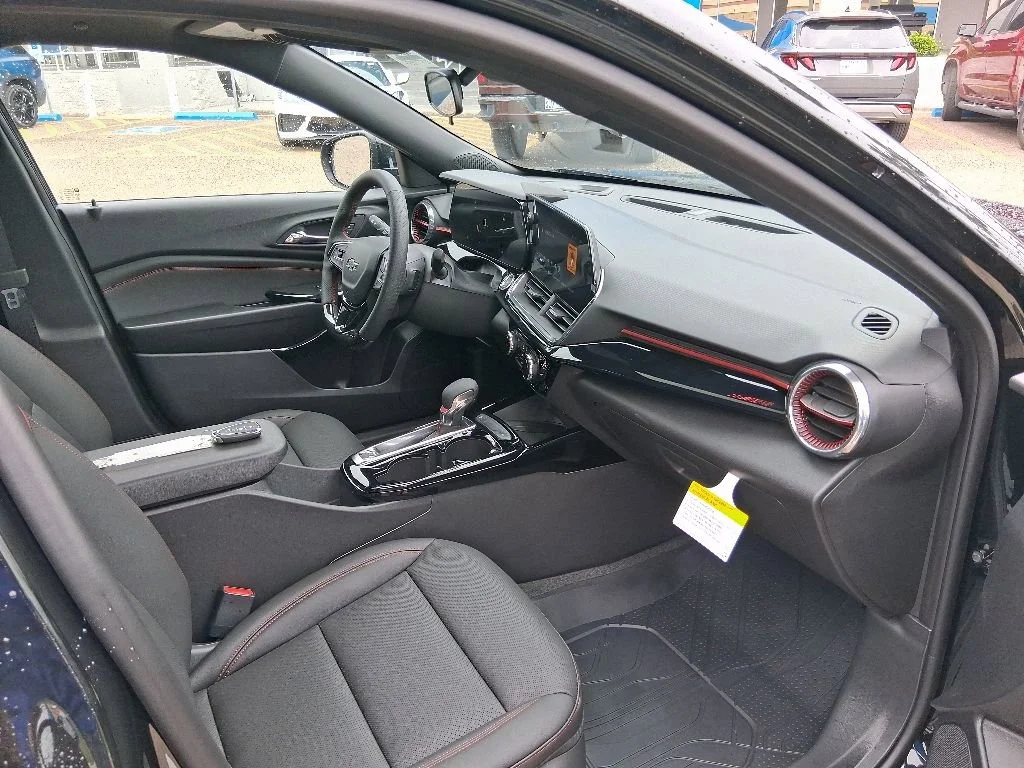 2026 Chevrolet Trax RS - Photo 10