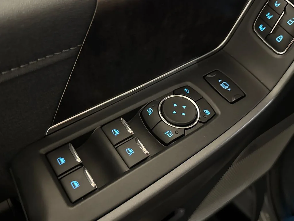 New 2026 Gray Ford Lariat image 23