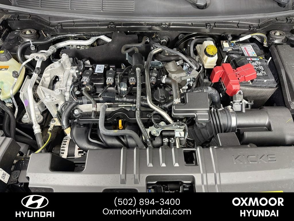 Used 2025 Super Black Nissan SV image 27