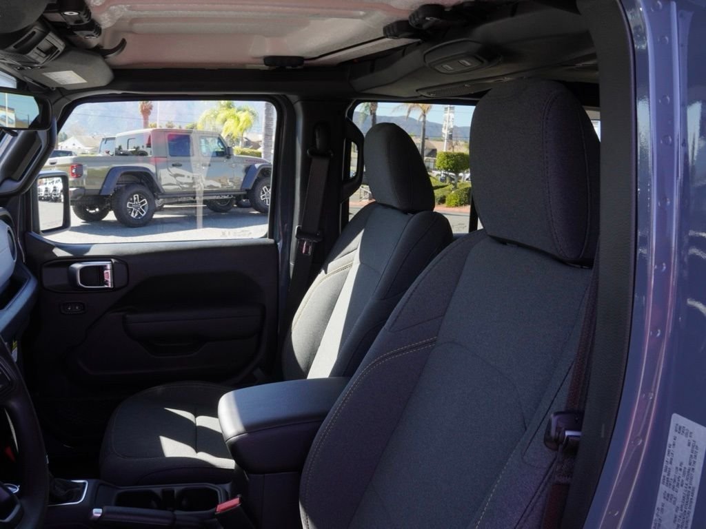 New 2026 Anvil Clear-Coat Exterior Paint Jeep Sport image 17