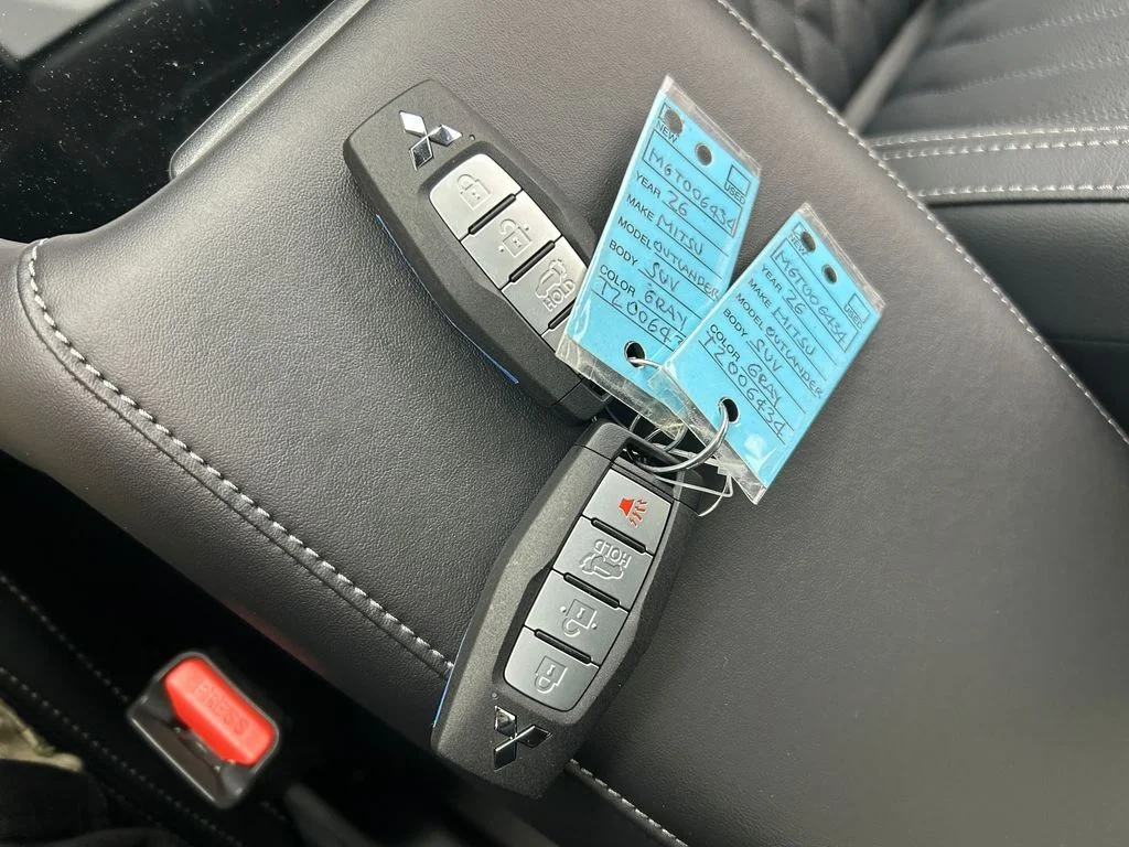 New 2026 Gray Mitsubishi SEL image 42