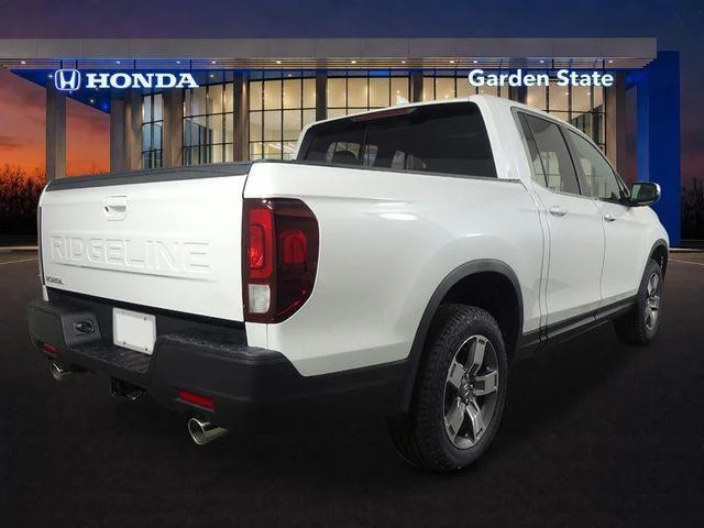 New 2026 White Honda RTL image 5