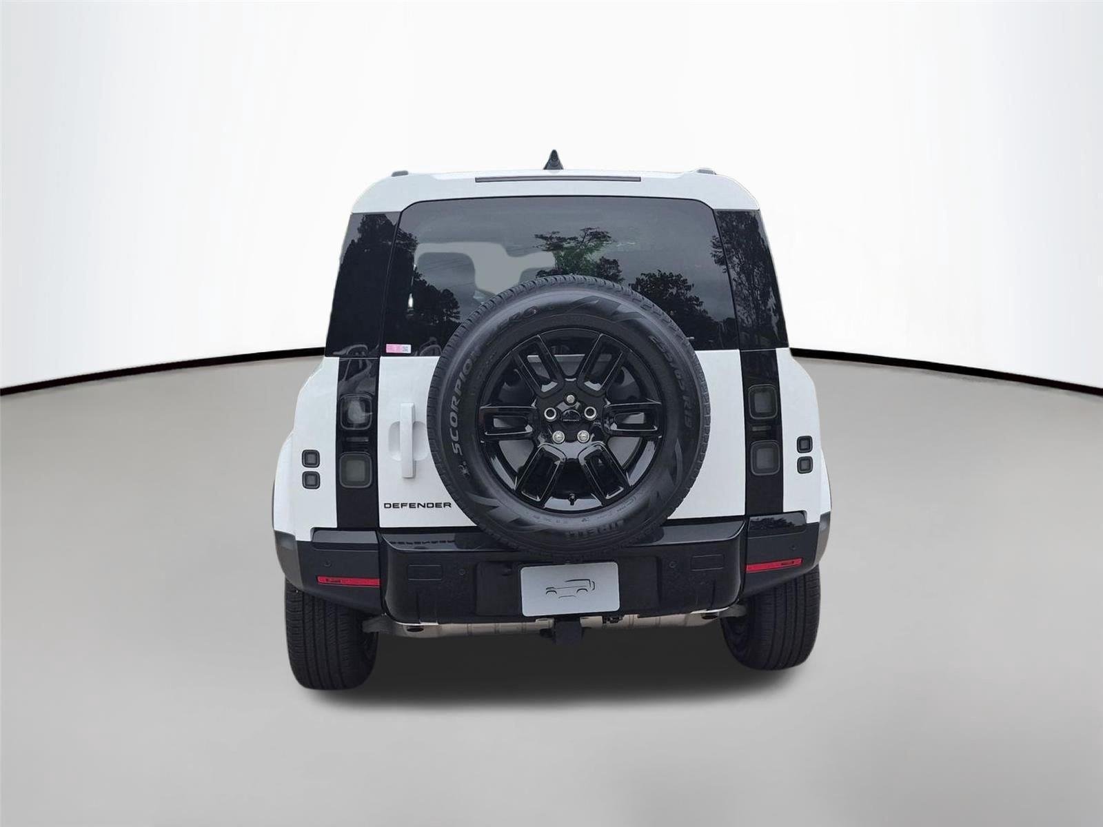 New 2026 Fuji White Land Rover S image 4