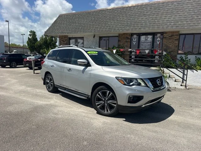 2019 Nissan Pathfinder Platinum 4WD's photo
