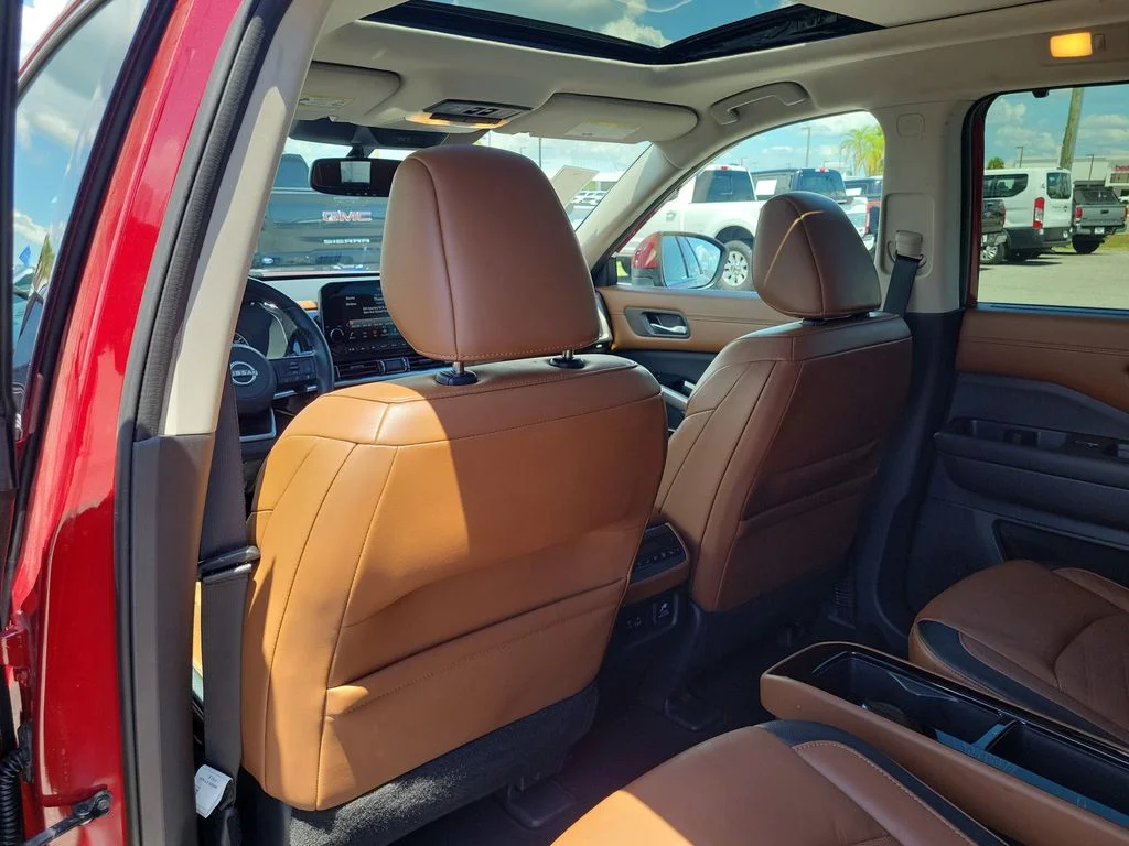 Certified Used 2022 Red Nissan Platinum image 13