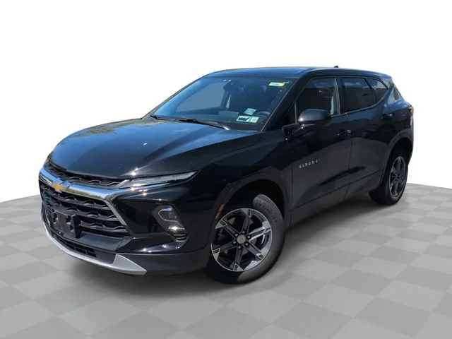 2025 Chevrolet Blazer 2.0T 2LT AWD's photo
