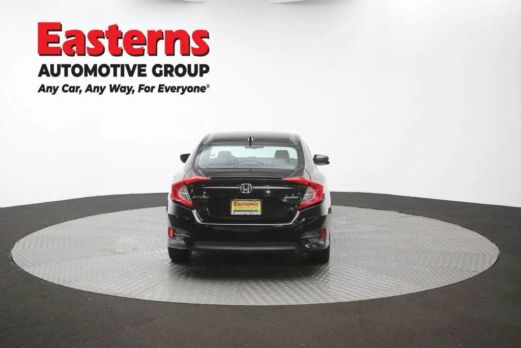 Used 2017 Black Honda Touring image 32