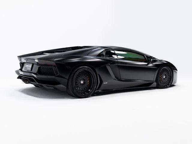 Used 2014  Lamborghini  image 9