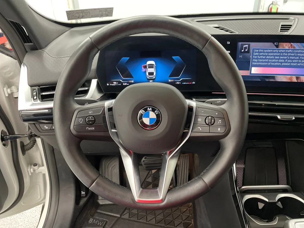 Used 2026 Alpine White BMW xDrive28i image 6