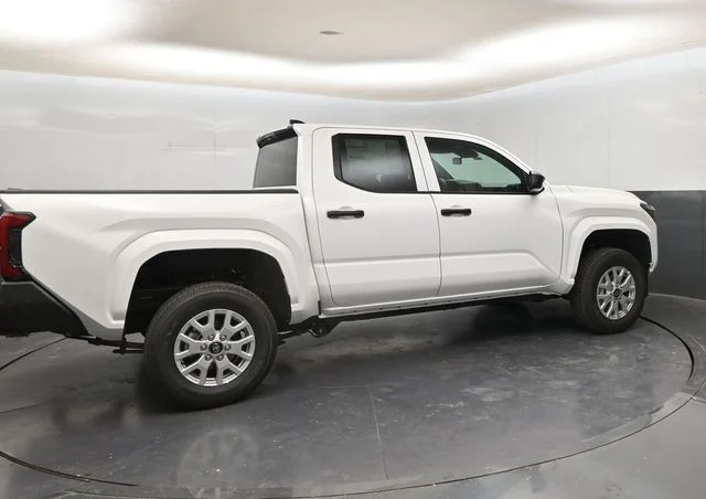 New 2026 Ice Cap Toyota  SR image 8