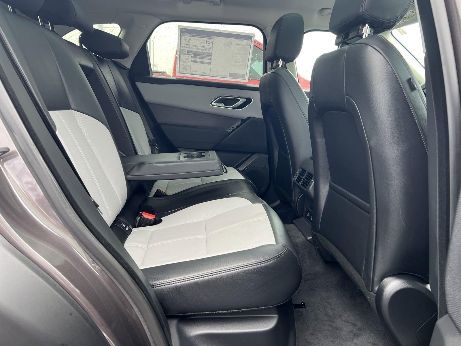 New 2025 Charente Grey Land Rover Dynamic SE image 26