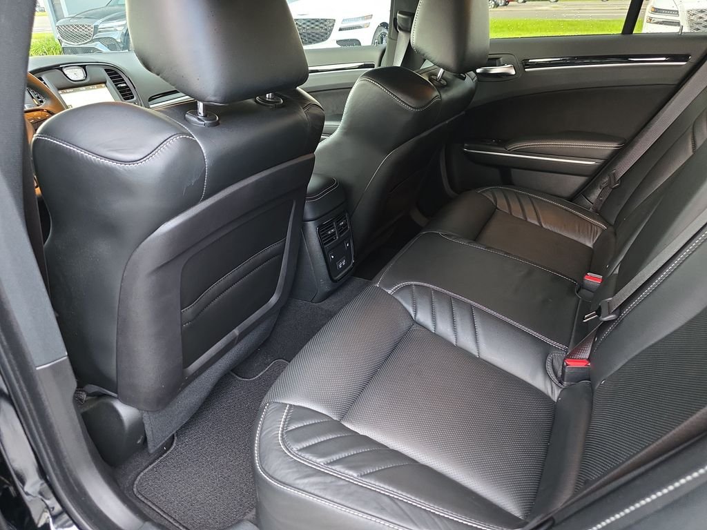 Used 2023 Black Chrysler C image 30