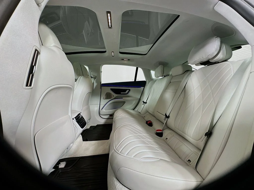 Used 2023 Blue Mercedes-Benz 450 image 23