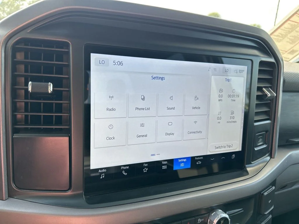Used 2025 Black Ford XLT image 32