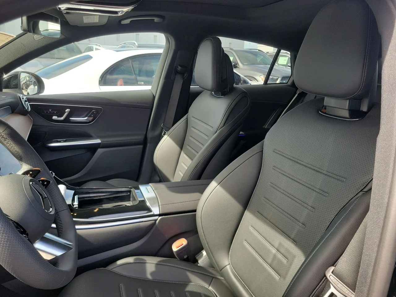 New 2027 Black Mercedes-Benz GLC 300 image 21