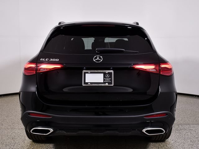 New 2026 Black Mercedes-Benz GLC 300 image 45