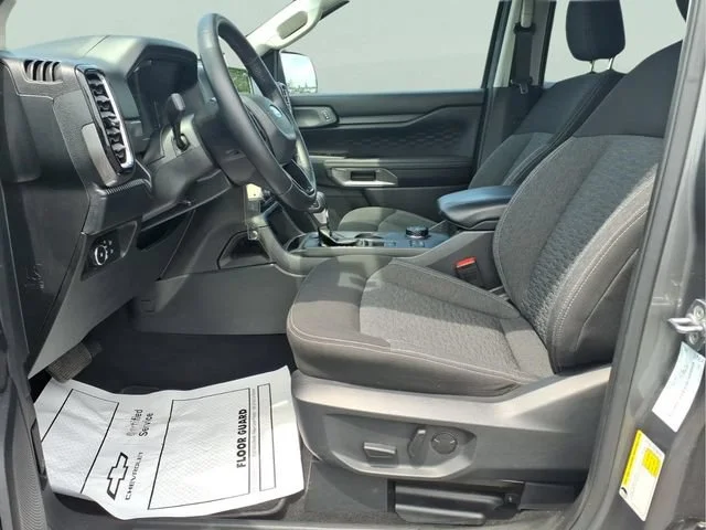 Used 2024 Gray Ford XLT image 21