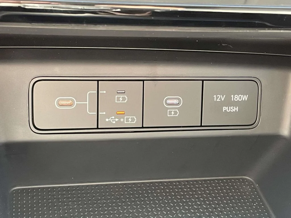 New 2026 Black Hyundai SEL image 28