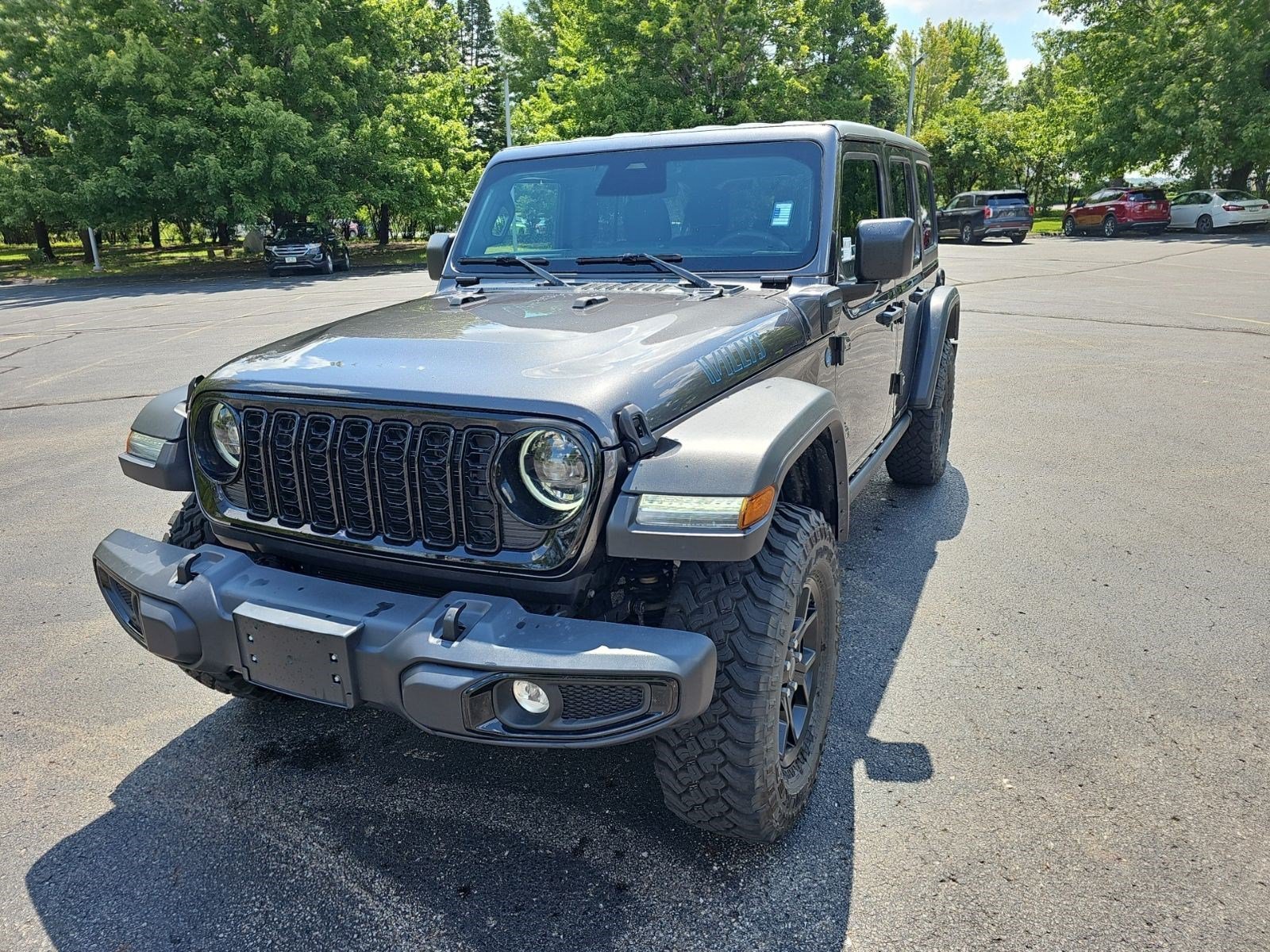 Used 2025 Granite Crystal Metallic Clearcoat Jeep Willys image 2