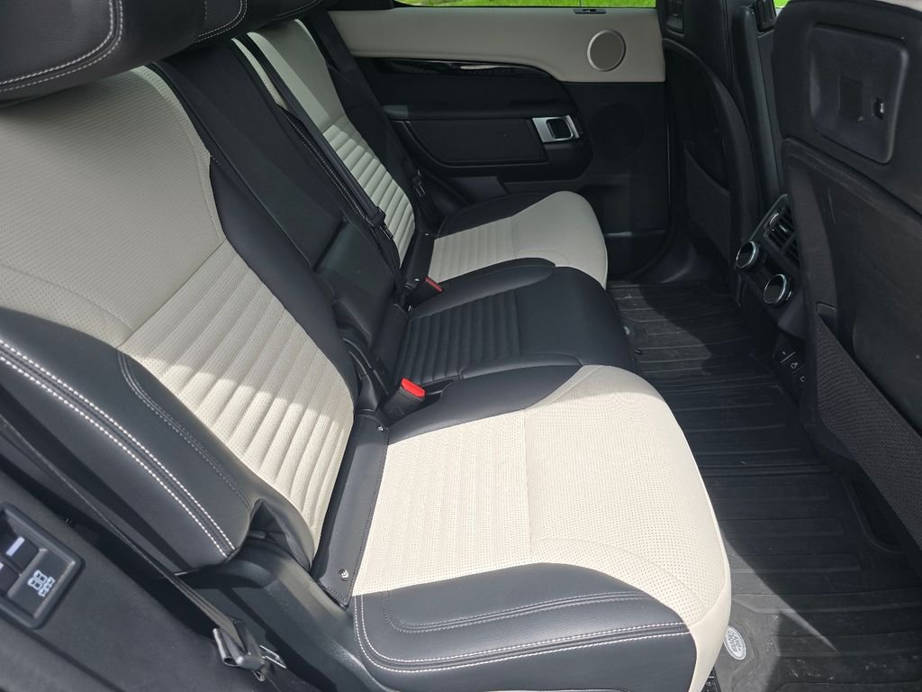 Used 2023 Yulong White Metallic Land Rover S R-Dynamic image 19