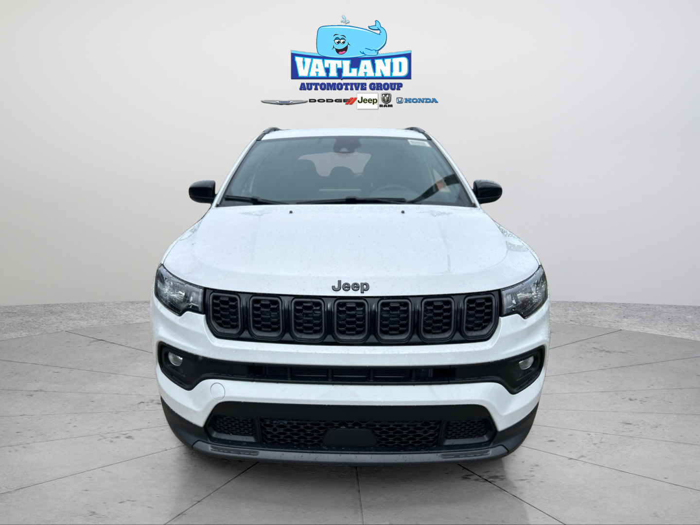 New 2026 Bright White Clearcoat Jeep Latitude image 21