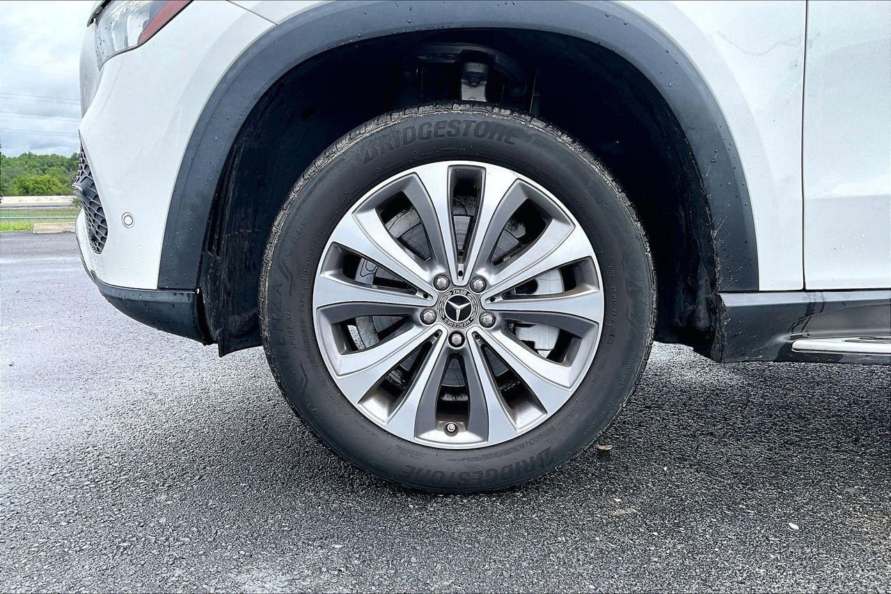 Used 2020 White Mercedes-Benz GLE 350 image 2