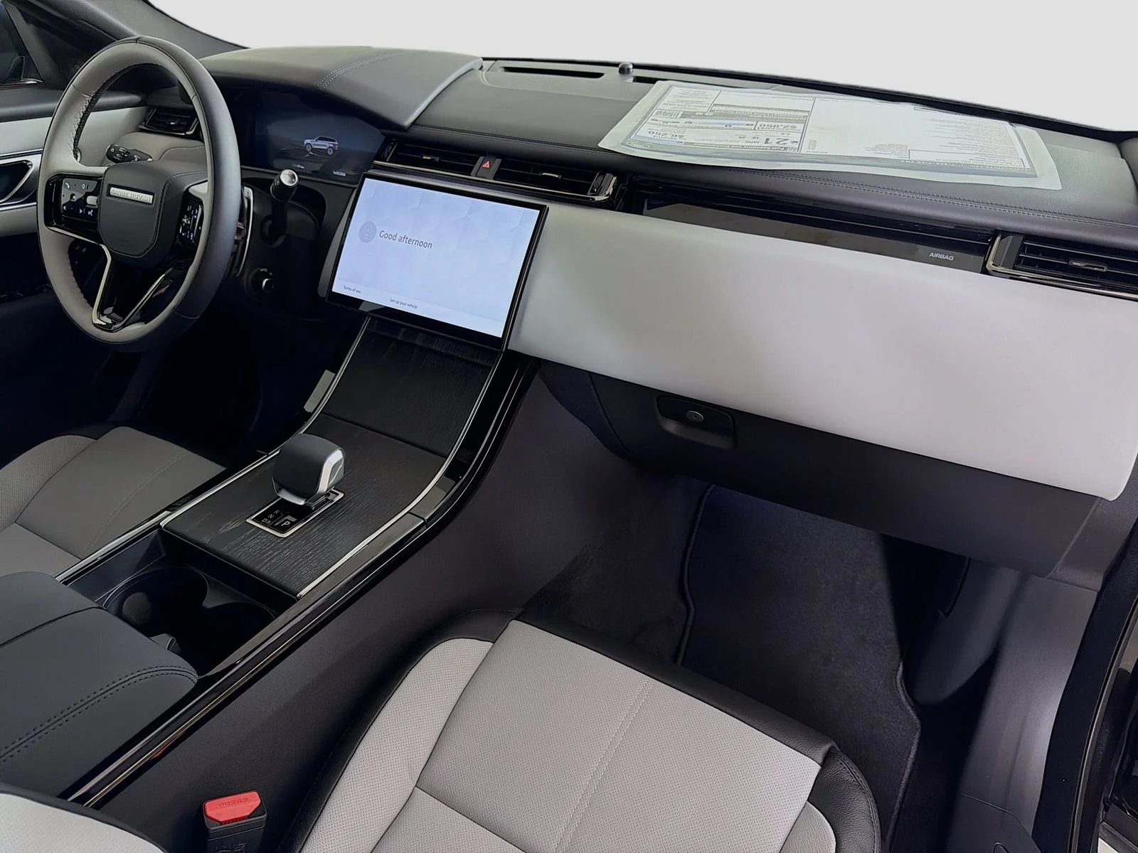 New 2026 Santorini Black Land Rover Dynamic SE image 35