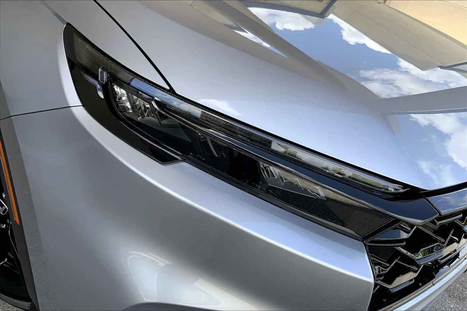 New 2026 Solar Silver Metallic Honda 2WD Sport-L Hybrid image 13