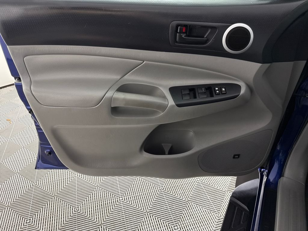 2015 Toyota Tacoma Base - Photo 10