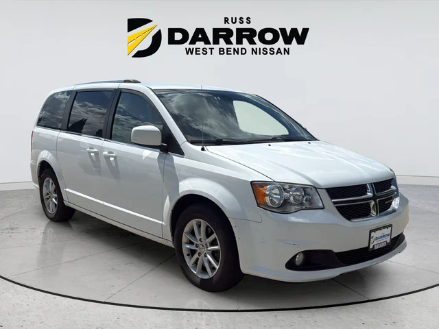 Used 2019 White Dodge SXT image 7