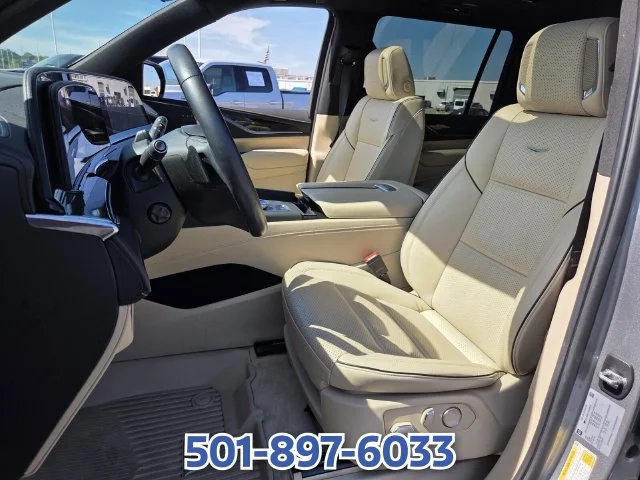 Used 2023 Silver Cadillac Premium image 9