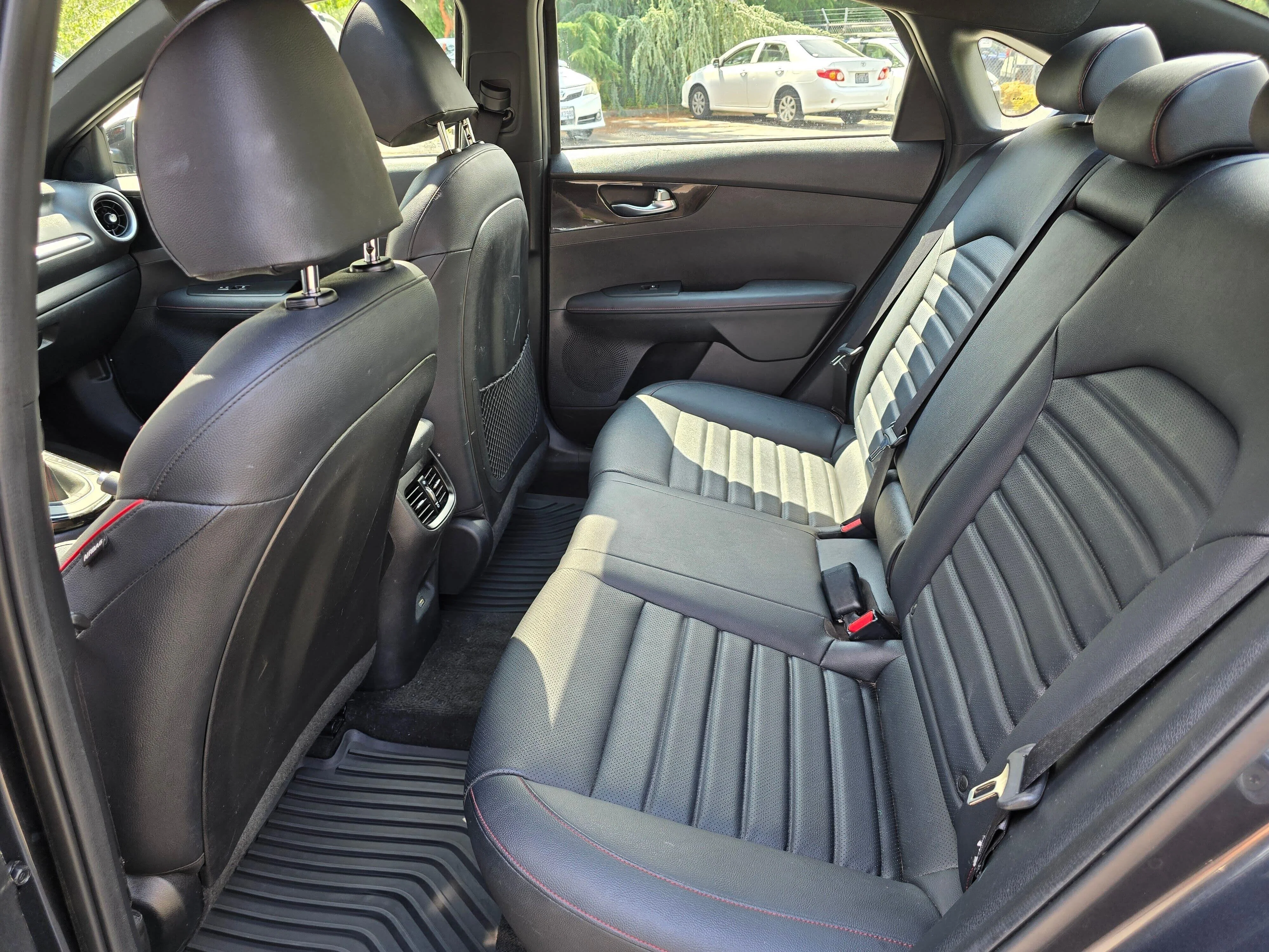 Used 2023 Gray Kia GT image 10