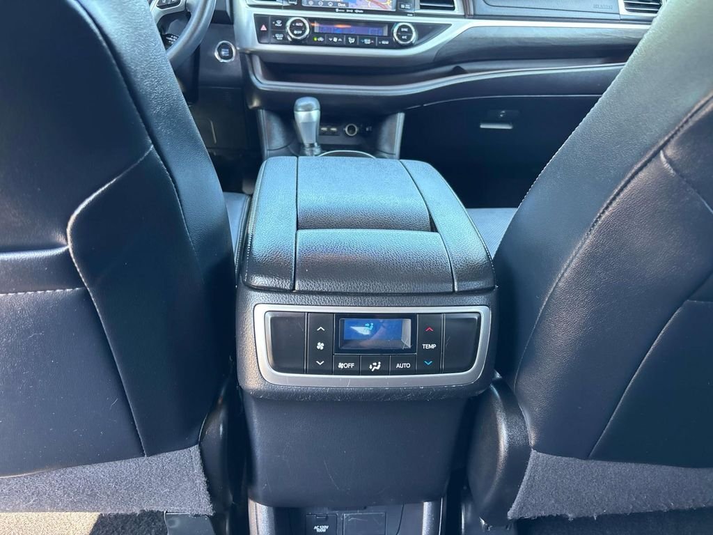 Used 2019 Silver Toyota Limited image 13