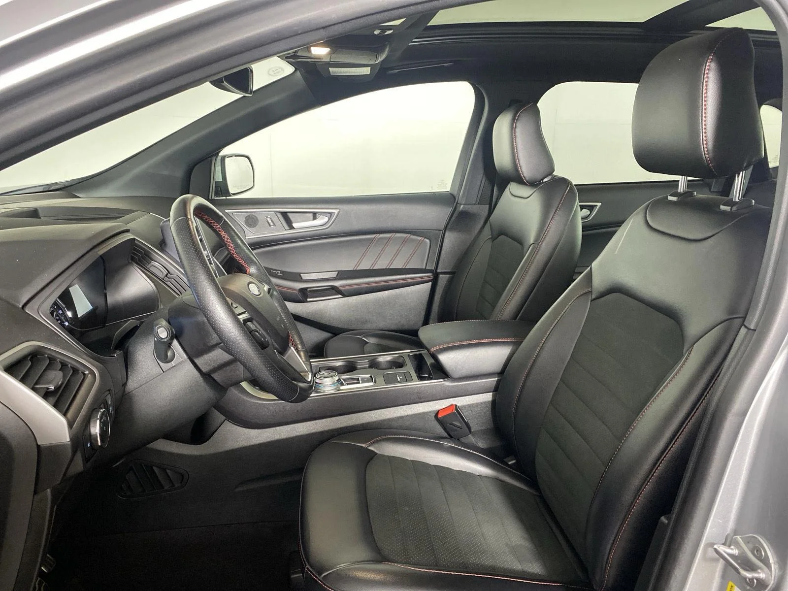 Used 2023 Iconic Silver Ford ST-Line image 20